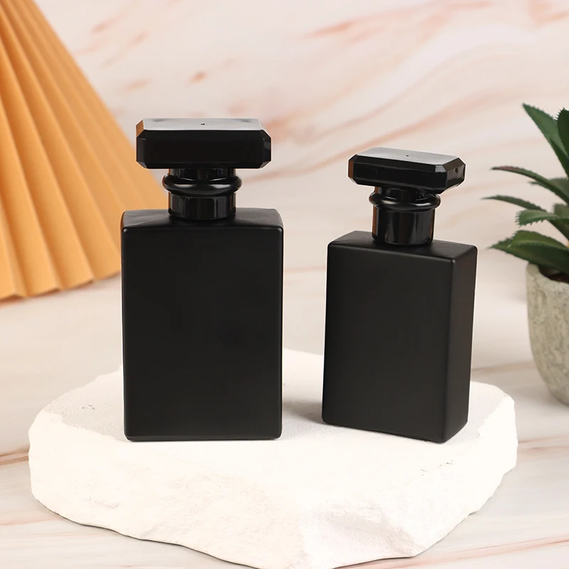 Bottiglia di profumo nero bril - Water Bottle Blank recensione e prezzo